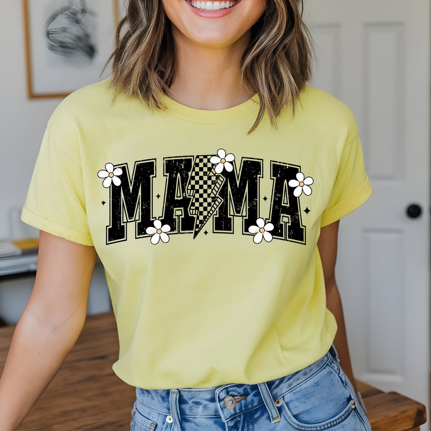 MAMA WITH LIGHTNING BOLT AND DAISIES TSHIRT OR SWEATSHIRT S-4XL
