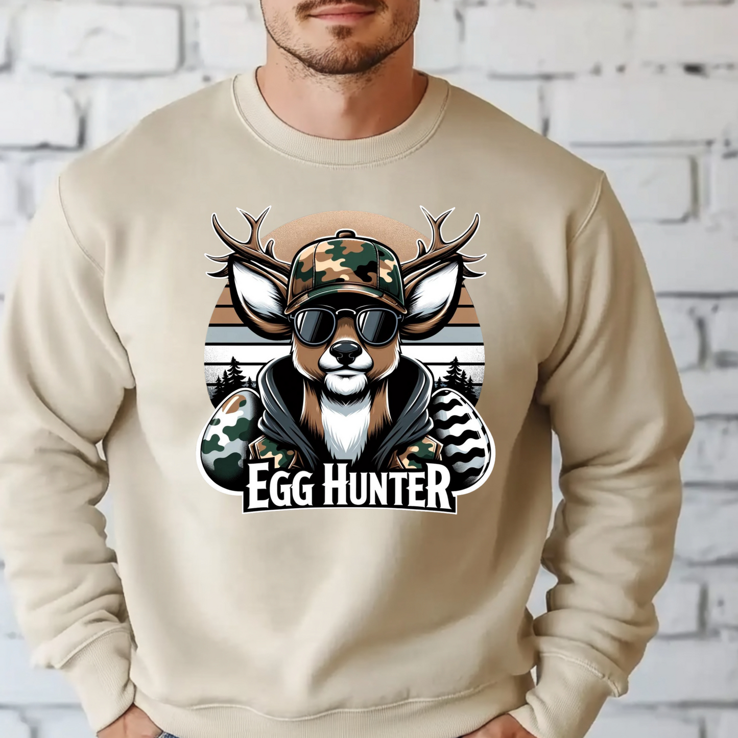 EGG HUNTER, CAMO, DEER, BUCK, MENS SWEATSHIRT S-4XL